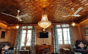 Luxury Inn Badyari Palace Houseboat'S